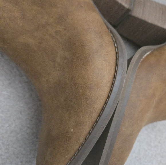 Abound Maya Stack Heel Mules - Picture 11 of 13